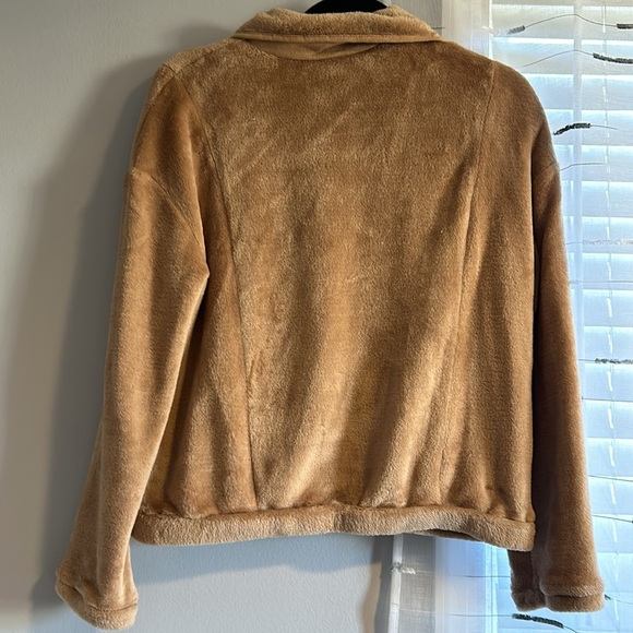 Andree by Unit fuzzy bear jacket size Small NWOT - Picture 4 of 6